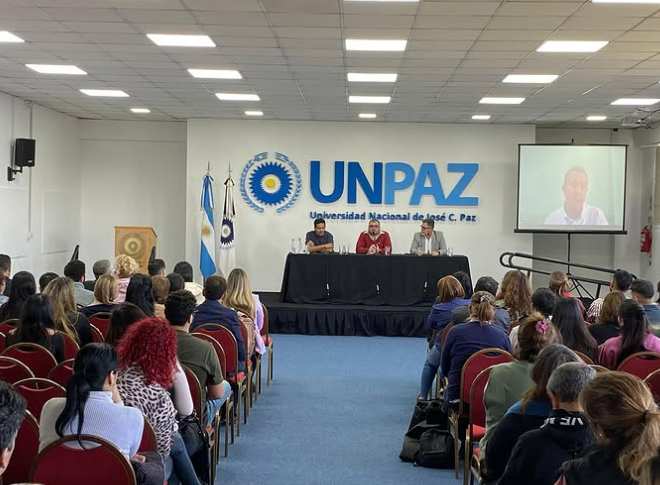 SEBASTIÁN MATURANO EN LA UNIVERSIDAD NACIONAL DE JOSÉ C. PAZ